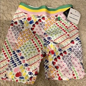🚴🏻‍♀️Champion/urban outfitters shorts s